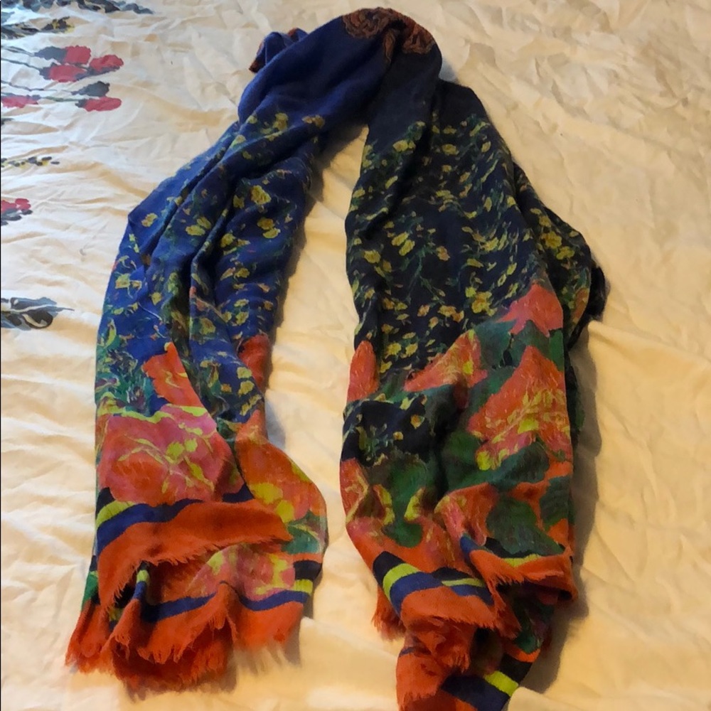 Scarf